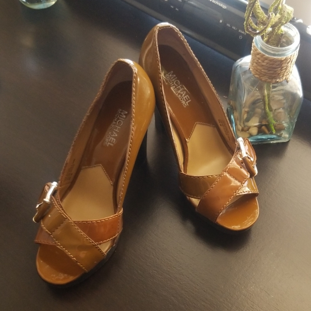 Michael kor heels